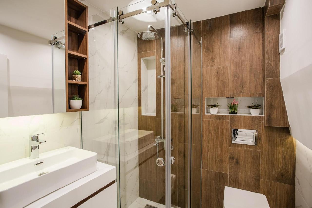 Sacher Apartments Ni Екстериор снимка