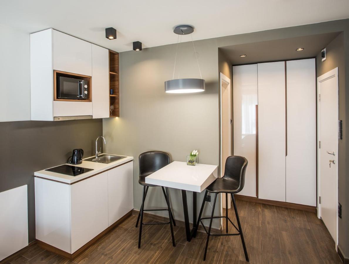 Sacher Apartments Ni Екстериор снимка